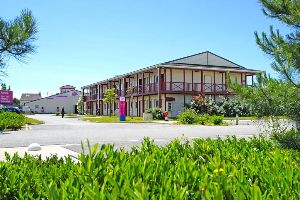 Couett'Hotel Oloron Sainte Marie Rum bild