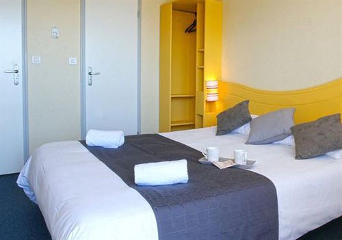 Couett'Hotel Oloron Sainte Marie Exteriör bild